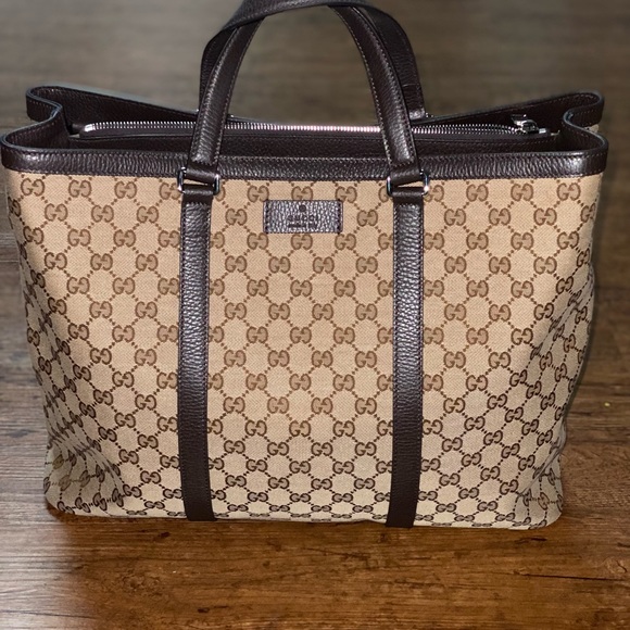 Gucci GG Guccissima Pattern Travel Tote - Picture 8 of 8